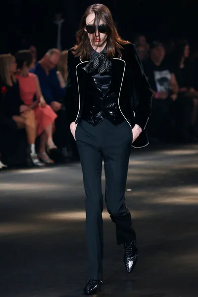 Look 85